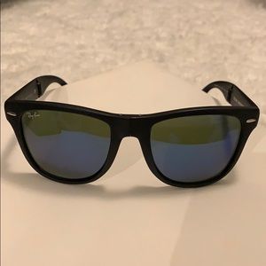 Ray-Ban Folding Wayfarer Square Sunglasses